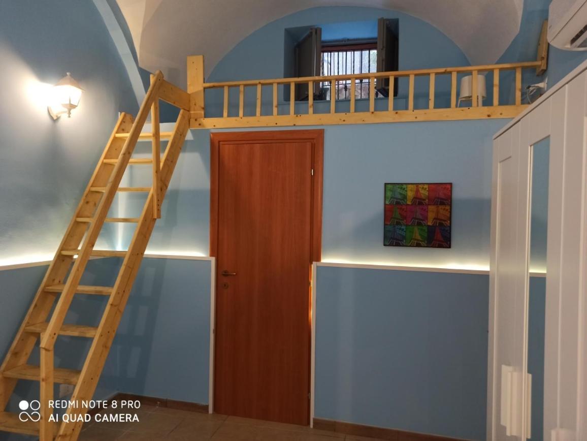 Il Piccolo Cortile Appartamento Aeroporto di Catania Fontana Rossa